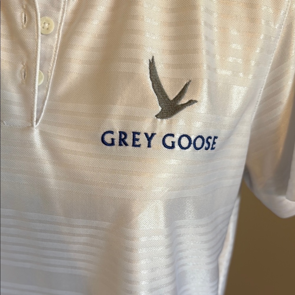Antigua White Golf Polo Shirt - Picture 5 of 7